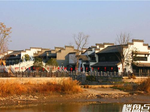 鸠兹古镇西江月实景图