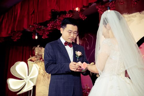 恭祝新郎王建辉 新娘赵方齐新婚幸福——婚礼现场纪实