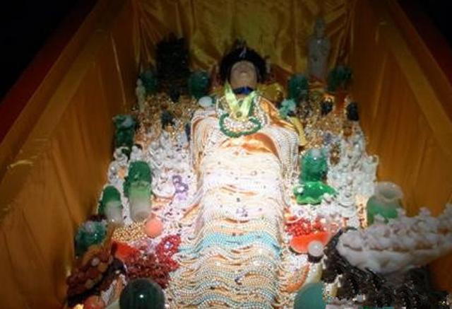 慈禧太后38岁开始修建陵墓,要求古怪:百年之内不能长草