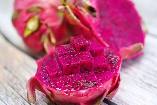 红心火龙果,能不能多吃?关于火龙果的常识,你了解多少
