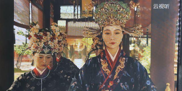 今天对象在看这电视剧,瞄了一眼,给我第一感觉以为是日本古代剧