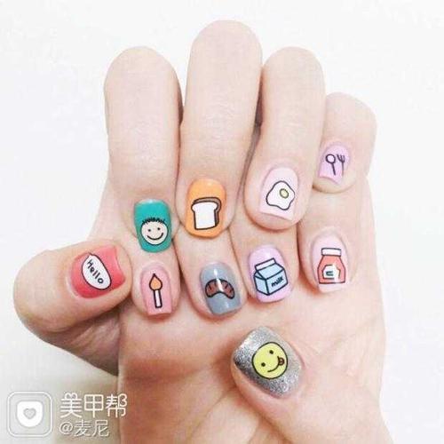 手绘美甲彩色可爱(图04/16)