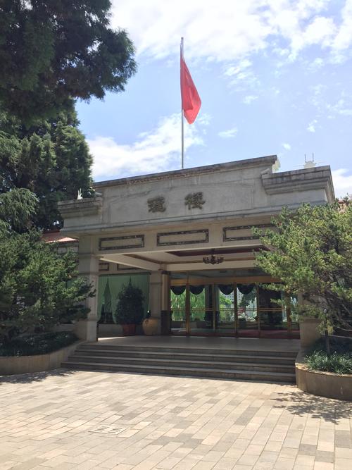 其它 震庄迎宾馆 写美篇在春城--昆明市中心东风广场北面的盘龙江畔有