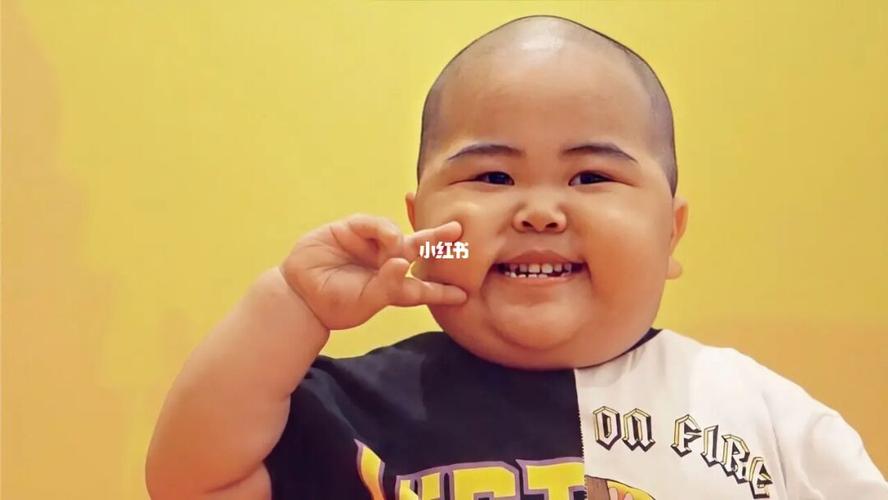 第二波 小胖子tatan电脑壁纸_壁纸_电脑_表情包_tatan