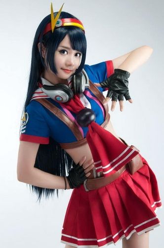 cos大神行云还原雅典娜 大开脑洞吓哭小编