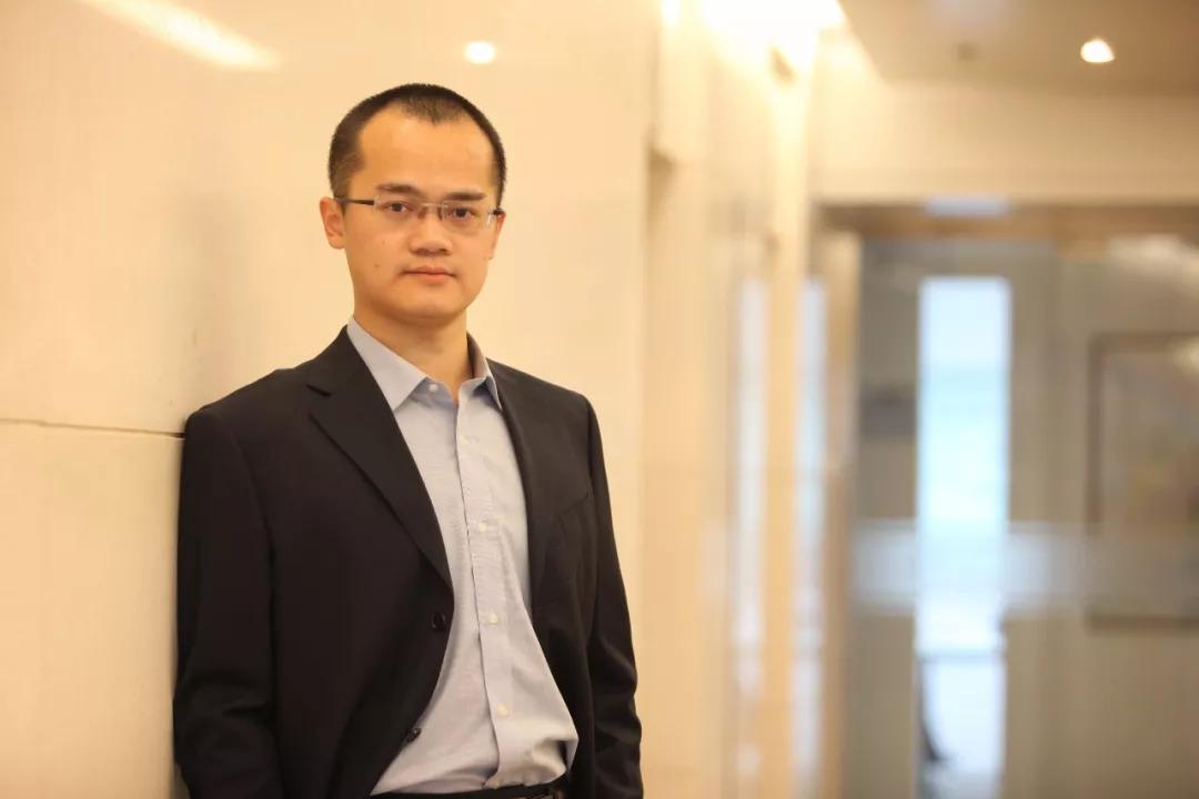 美团刚刚香港上市,王兴身价突破400亿元