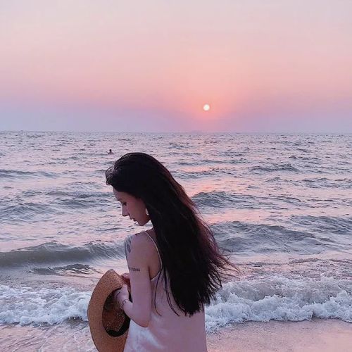 高清女生头像 | 侧脸女头像