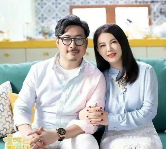 王岳伦宣布与李湘离婚 两人于今年7月已和平分手