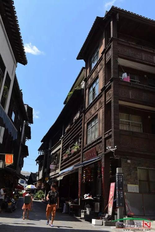 在秀山邂逅迷人的西街风情