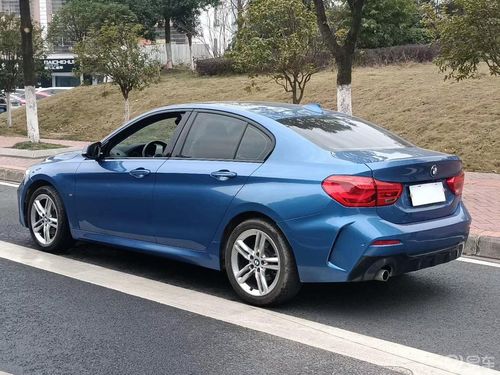 宝马118im运动版配置太丰富无钥匙进入一键启动双电动座椅带腿托腰托