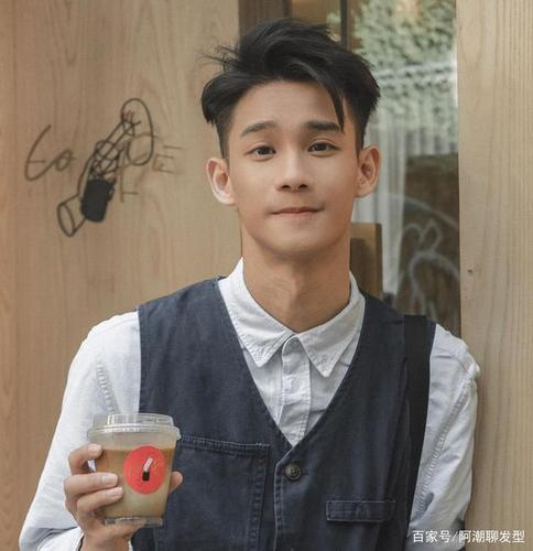 2021年春节"超帅气"的30款男生发型推荐,想变帅的别错过了!