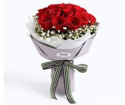 面对不同年龄段的女性,男人们应该送什么花