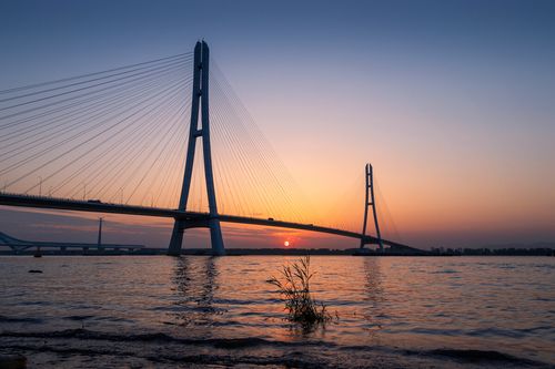 《三桥日落》——摄于南京长江三桥湿地公园,位置相当可以,就是交通不