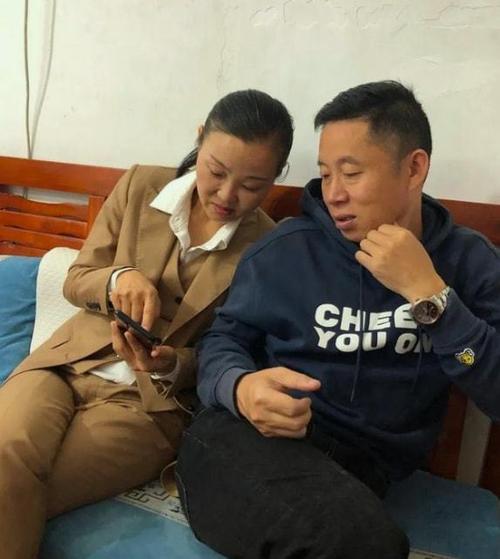 孙卓18岁生日怎么过孙海洋跨年动态曝光网友期待办生日派对