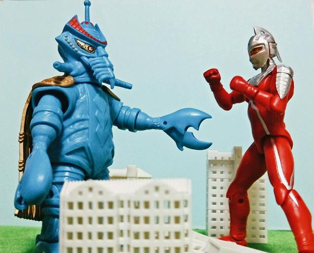 盒蛋品鉴 万代 掌动奥特曼系列 帝国星人