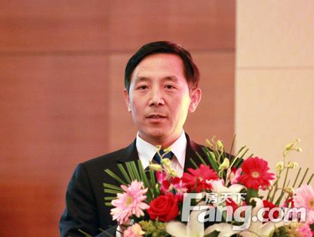 中国信息化推进联盟家庭服务专业委员会主任曹江表示,养老产业要汲取