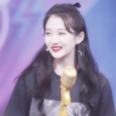 关于关晓彤的头像