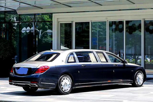 奔驰s级的天花板迈巴赫s680普尔曼