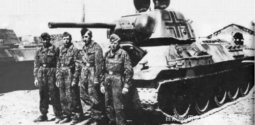 1943年德军西塔代勒攻击行动埃米尔中士使用t34坦克击毁23辆坦克