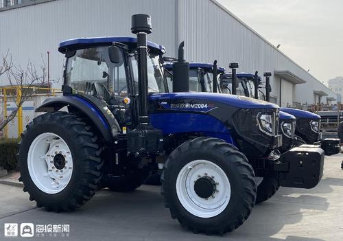 春耕利器 雷沃欧豹m2004-5g拖拉机一马当先