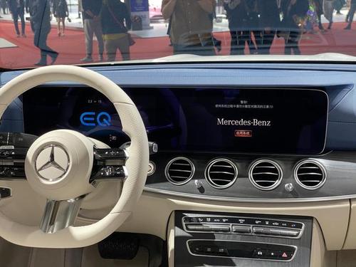 上海车展:奔驰e350el正式上市 售52.19万元