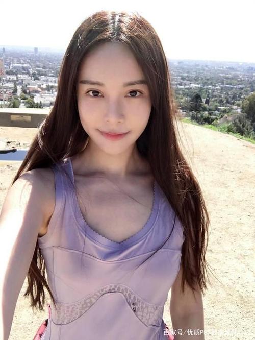 马来西亚钢琴女神李元玲,不但有着名模的气质,身材颜值也是顶配