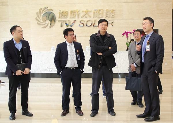 四川省能源局副局长,支部书记邓超莅临通威太阳能成都公司调研