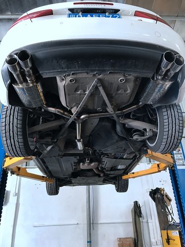 奥迪a5敞篷版2.0t 改装双边四出 中尾段遥控可变跑车声浪排气管