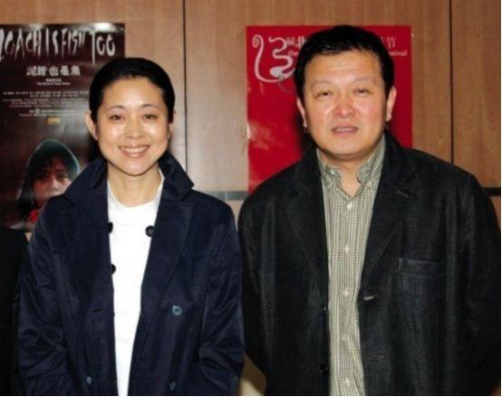 倪萍与三婚丈夫越长越像视继子为亲生儿子一婚女儿却无人知晓