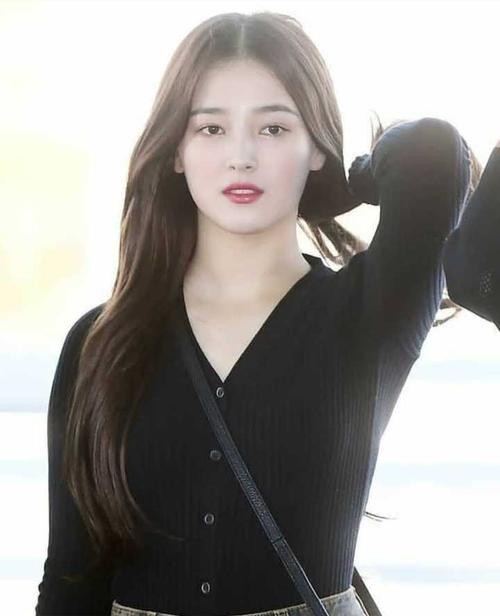 那必须是我的宝藏女孩李承利nancy啊!