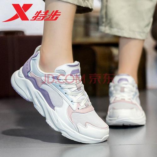 特步女鞋运动鞋2021春季新款休闲潮流韩版女士夏季透气网面跑步鞋