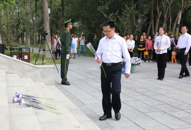 今天江陵县举行烈士公祭仪式缅怀烈士功绩