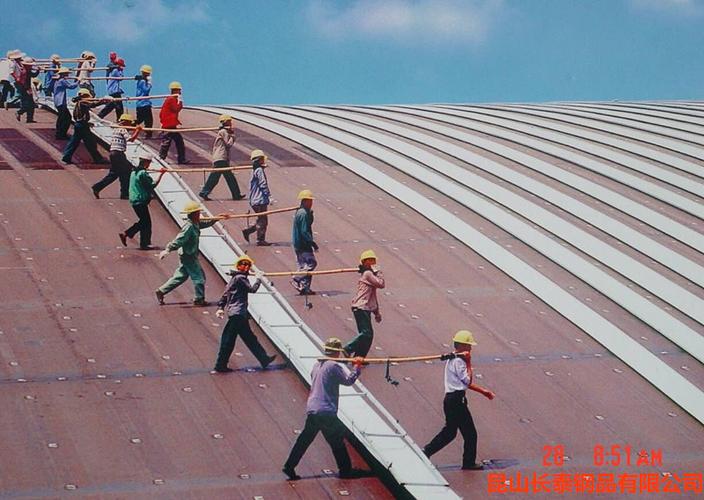 金属屋面工程施工组织设计样板.doc