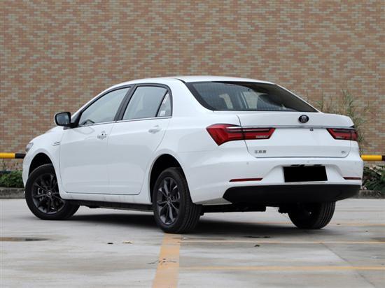 比亚迪秦ev新增车型上市售价1698万元