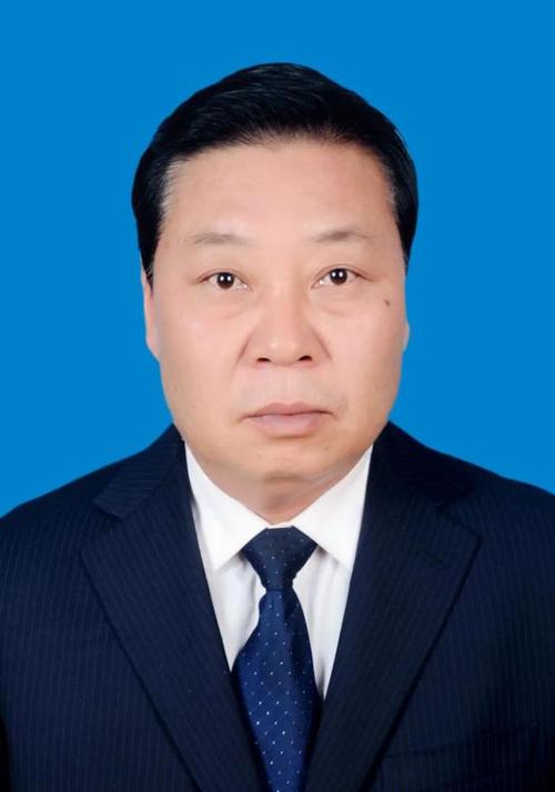 禄炳军当选威宁自治县政协主席(附简历)