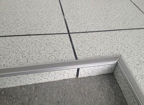 全钢防静电地板阶梯铝合金收边条脚铝踏步铝合金踢脚线