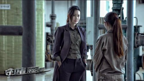 守卫者—浮出水面靳东碰上女主韩雨芹针锋相"怼"