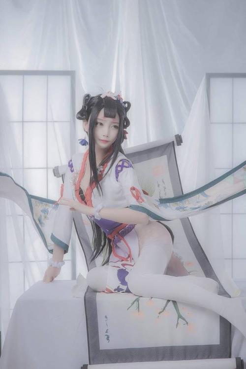 《阴阳师》花鸟卷cos,就问这腿你能玩多久?