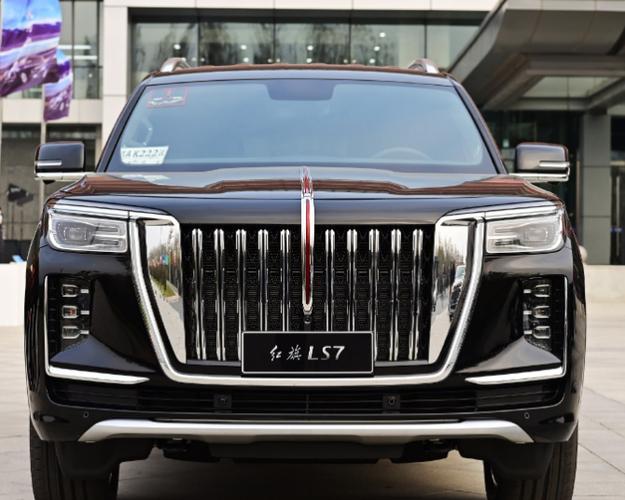 红旗再曝大型suv,v8动力,气场不输库里南,红旗ls7实力如何?