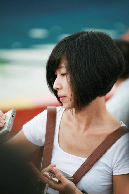 快乐向前冲现场抓拍的美女