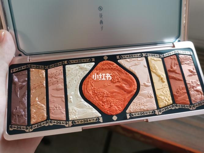 花西子眼影盘百鸟朝凤02_眼影盘_花西子怎么样_礼物_美妆_彩妆