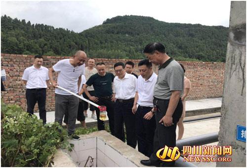 市人大常委会副主任李作虎带队到天水村宣讲省委,市委