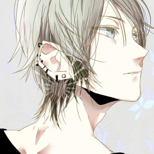 戴着耳钉的男孩头像