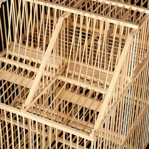 新款鸟用机关笼拍笼踏笼打笼翻滚笼竹制鸟笼抽屉自锁鸟笼 中号滚笼