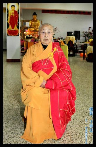 中佛协咨议委员会委员,敦化正觉寺佛性长老尼圆寂