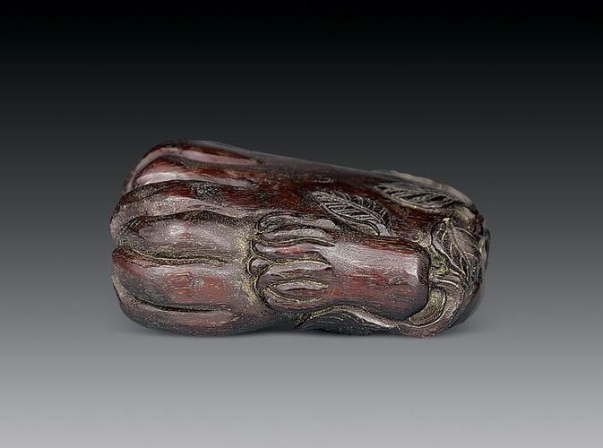 0272 清 犀角雕佛手把件