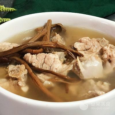 豆果美食 - 茶树菇竹笙排骨汤—夏日养生