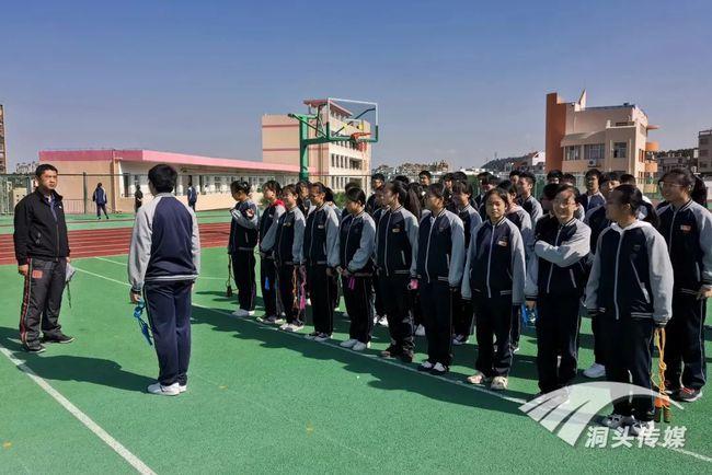 扬帆起航促教育丨海霞中学:明目标精设计 创办优质新教育