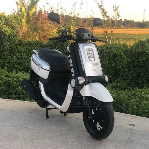 雅马哈2020新款125踏板,雅马哈2021款摩托车 原装正品新款雅马哈qbix125c踏板摩托车代步四冲程男