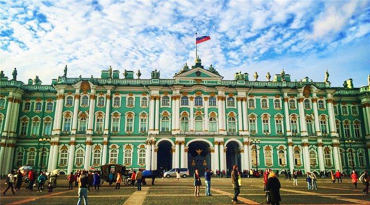 data-lemmaid="4404552">艾尔米塔什博物馆 /a>的"六宫殿建筑群"中